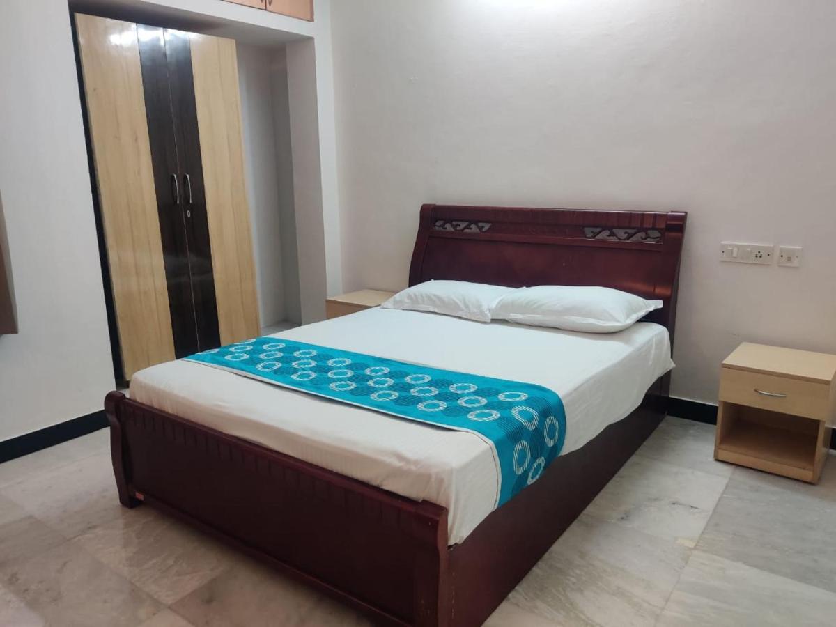 Roshini Serviced Apartments Ченнаї Екстер'єр фото